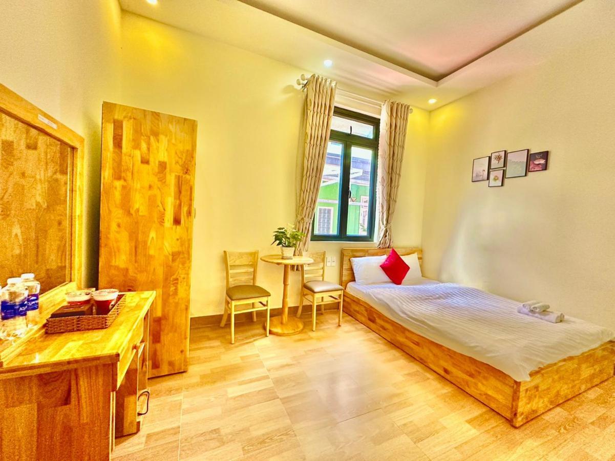 Khach San Minh Ha Da Lat Hotel Bagian luar foto